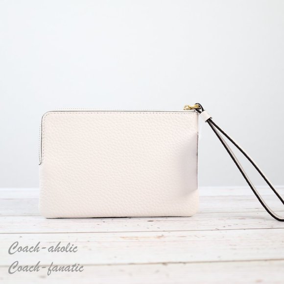 NWT Coach C3650G Pebble Leather Small Corner Zip Wristlet in Chalk - Picture 4 of 7